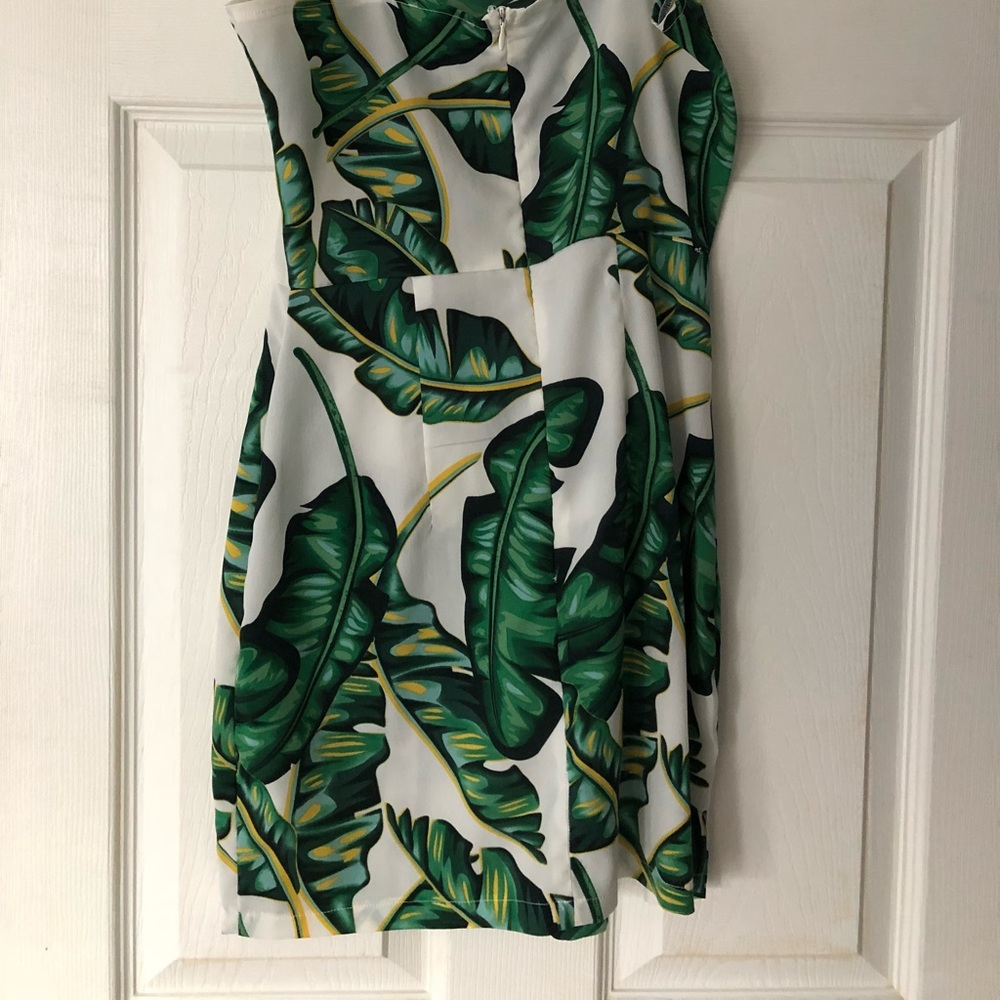 Leaf Print Strapless Dress - Picture 3 of 3